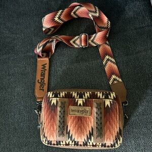 Wrangler Women's Brown Patterned Crossbody Bag